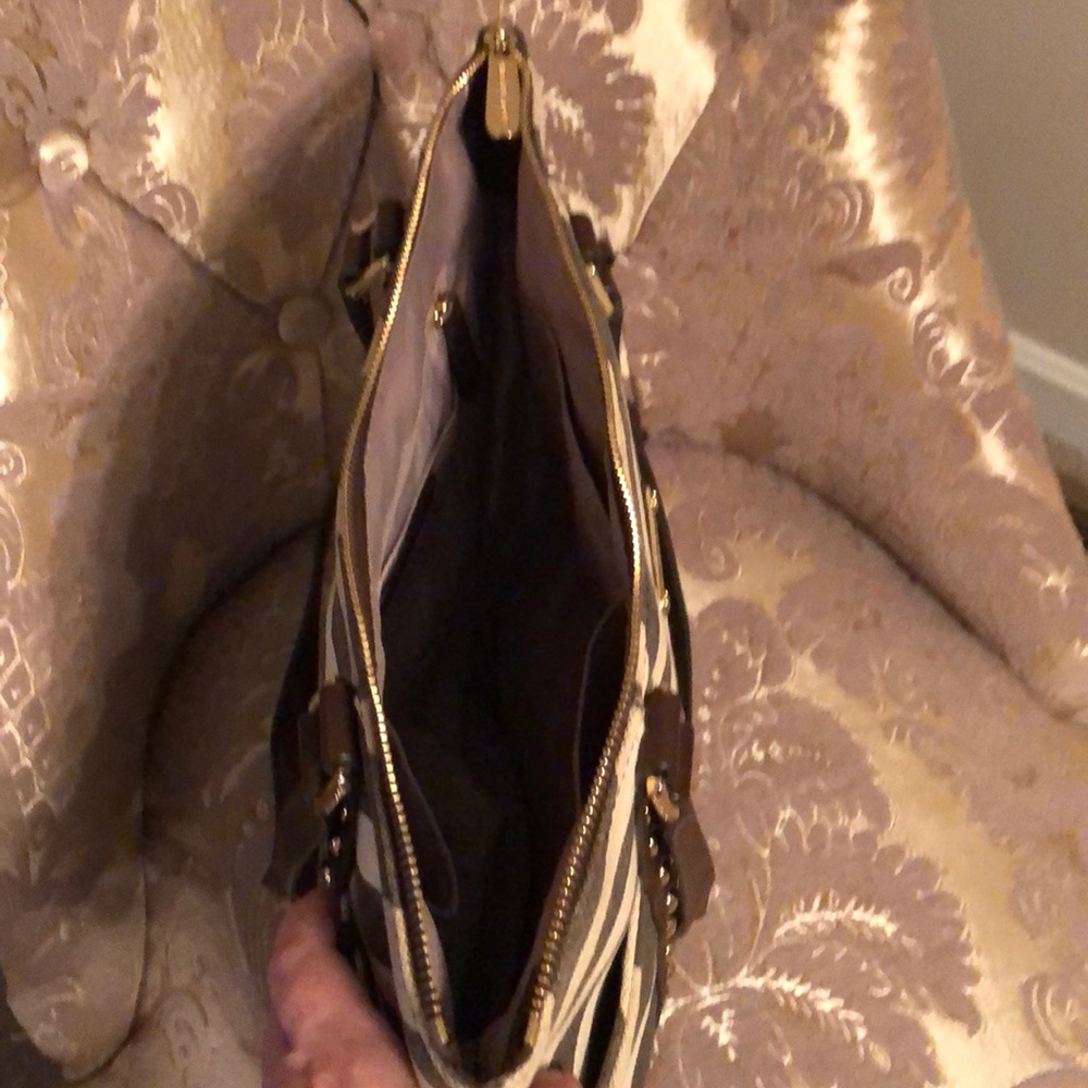 Michael Kors Pocketbook - Picture 11 of 13